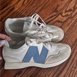 New Balance White & Light Blue 327 Lace-Up Sneakers